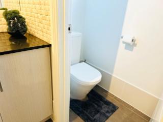 Modern 3 BR, 2 Bath, Free parking, WIFI, Step-free - 1