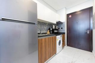 Bloomfields Studio in The Gate - Masdar - 5