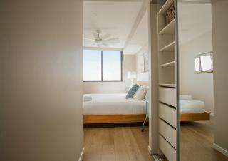 Stylish 2BDR Nundah Stay with Golden Sunsets - 4