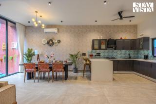 StayVista at Casa Ikiraya - Pool & BBQ - 2
