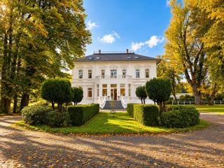 Hotel Herrenhaus Hamburg - 0
