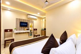 Revking--Hotel Ashirwad and Banquets # 5 Mins from Railway Station 3-star Hotel l Railway Road Bazaria - Near Santosh Hospital, Ghaziabad - 6