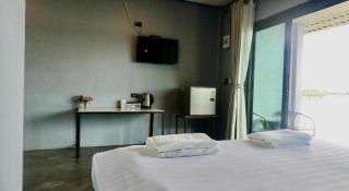OYO 75530 By the dam cafe and farmstay -  - 1