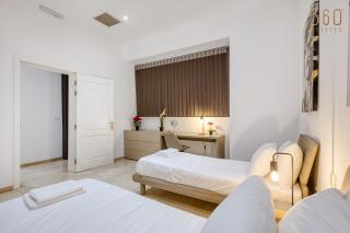 Tower Road Sliema 4 bedroom Apartment with Patio by the Sea - 3