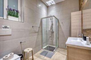 Tower Road Sliema 4 bedroom Apartment with Patio by the Sea - 1