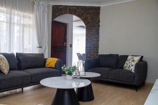 Airport Gem Guestroom 4 - 2