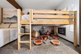 Updated townhome - Walk to Holiday Valley - 9