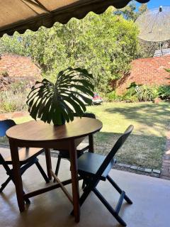 Harare Northern Suburbs Cottage - 9