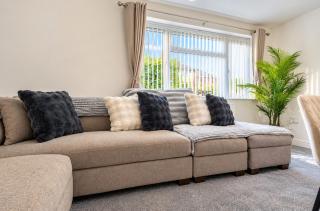 Spacious 2BR - Woolton Liverpool L25 - Free Parking - 5