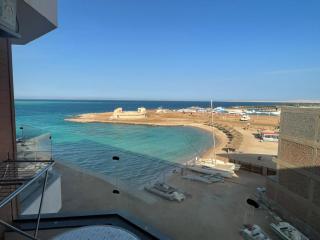 Sea View 1BR Apartment at Storia Del Mare, Arabia - 0