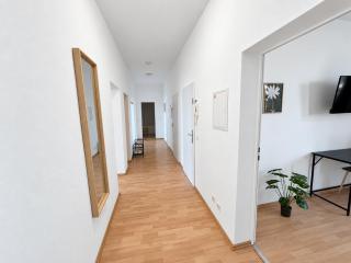 Chemnitz Apartment - 5 Einzelzimmer, 2 Bäder, WLAN, WaMa, Self Check-in - 8