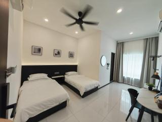 H plus Home - 8