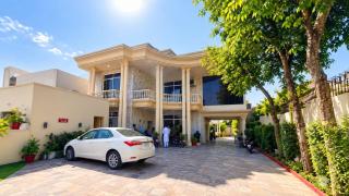 Shelton residency F-8 Islambad - 4