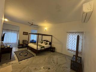 Jag Aravali Resort - 6