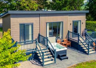 Hillcrest Hideaways - 2