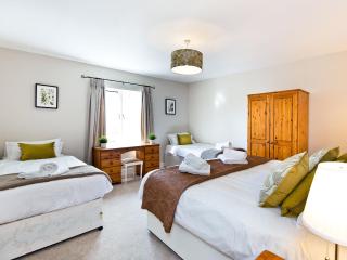 The Farmhouse - Reg - 4