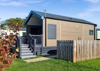 Coldstream Holiday Park - 2