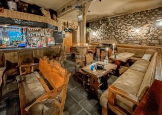 Glen Clova Lodges - 1