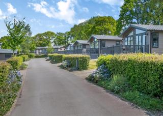 Hawkchurch Resort And Spa - 9