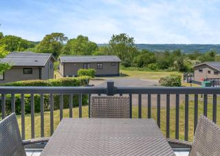 Hawkchurch Resort And Spa - 4