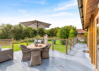Gadlas Park Holiday Cabins - 3