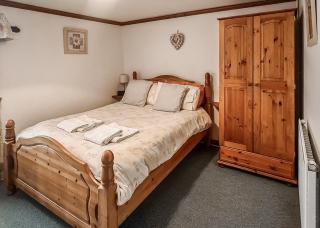 Garnffrwd Cottages - 1