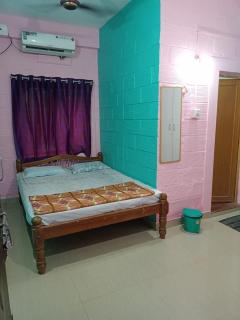 Hari Om Gokarna Hotel - 1