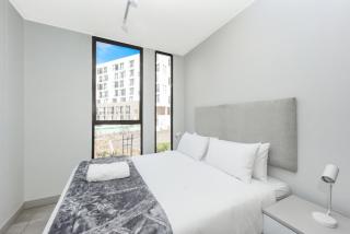One Rosebank Where Contemporary Comfort Awaits - 6