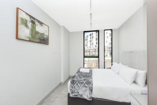 One Rosebank Where Contemporary Comfort Awaits - 1