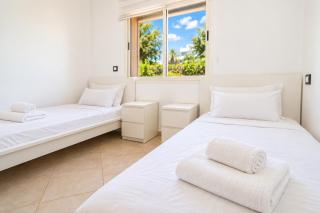 Pool days & ocean air-Spacious 2BR - 9