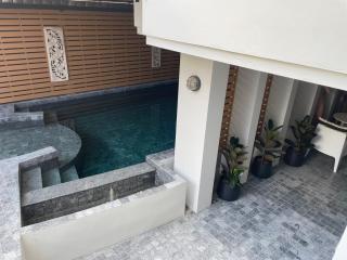 Unico Srinakarin Residence - 1