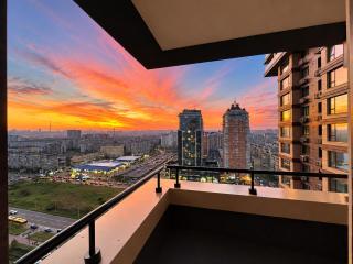 Black Apartment at Obolon Residences - 9