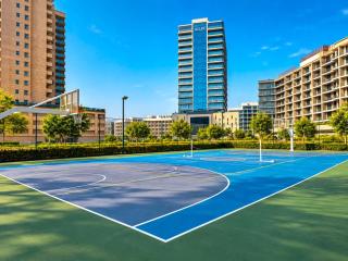 Brand New 1BR with Pool, Sauna & Gym - 8