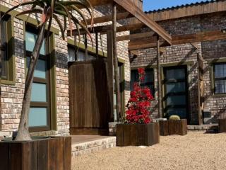 Breeze At The Bay Self Catering Rooms - 4