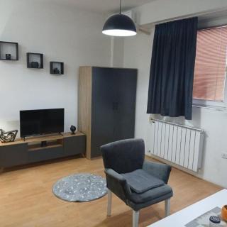 Cozy Studio Apartment Skopje - 1