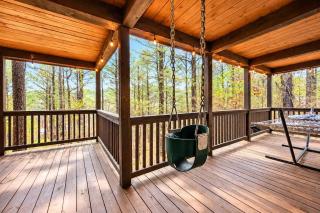 Modern Cabin with Deck & Hot Tub - 5