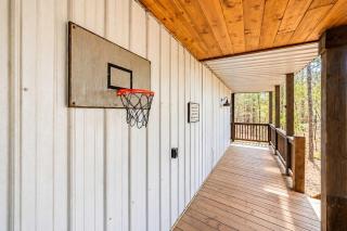 Modern Cabin with Deck & Hot Tub - 3