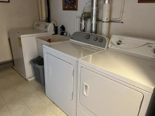 Froggy Bottoms River Suites - 4