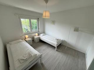 Lake view 4 and half rooms close to Zurich city with parking - 1
