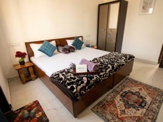 Modern and Spacious 2BHK Fully Furnished & Cozy - 2