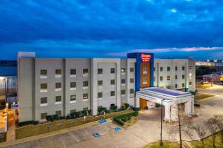Hampton Inn & Suites Corsicana - 9