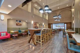 Hampton Inn & Suites Corsicana - 3