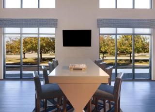Hampton Inn & Suites Cleveland-Mentor - 7
