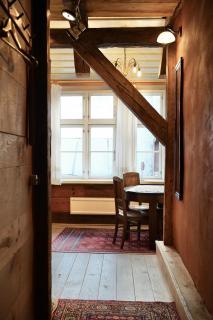 Old Town's Charming Attic Studio - 9