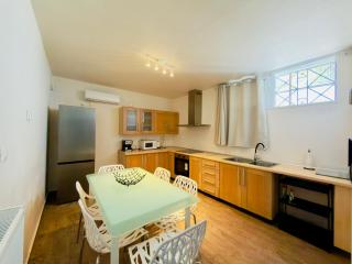 Marianna House - 2