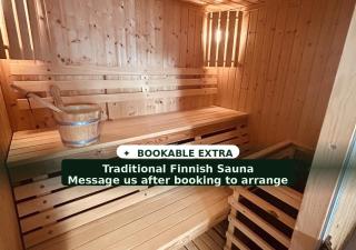 Hillcroft Holiday - Dragonfly Lodge, Woody Hut & Alpaca My Tipi Glamping - 5