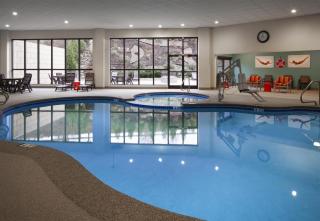 Hampton Inn Charleston-Southridge - 3