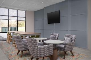 Hampton Inn Crossville - 7