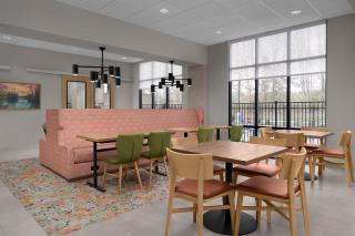 Hampton Inn Crossville - 6