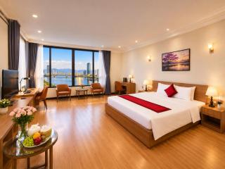The Sunrise River View Hotel & Coffee - 6